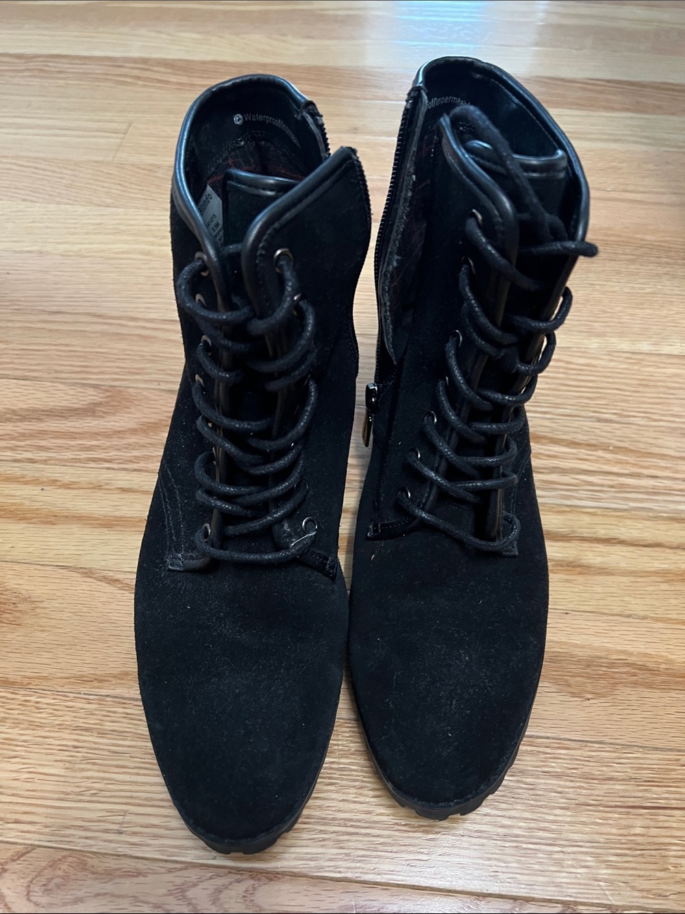 Blondo Black Lace-Up Suede Ankle Boots Waterproof